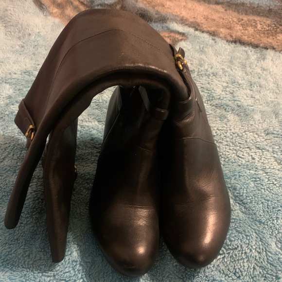 Coach Boots - Picture 3 of 4